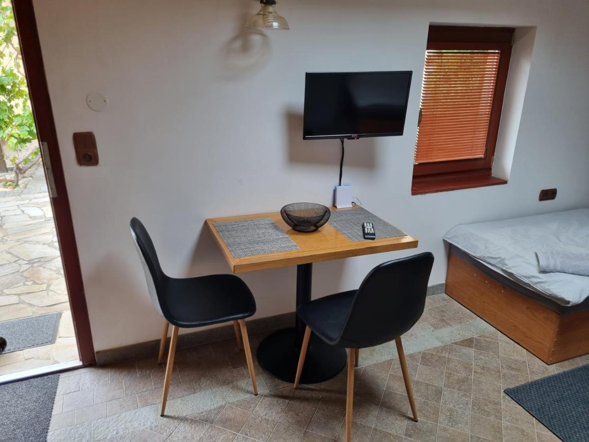 Lucia - 6 Apartment *
